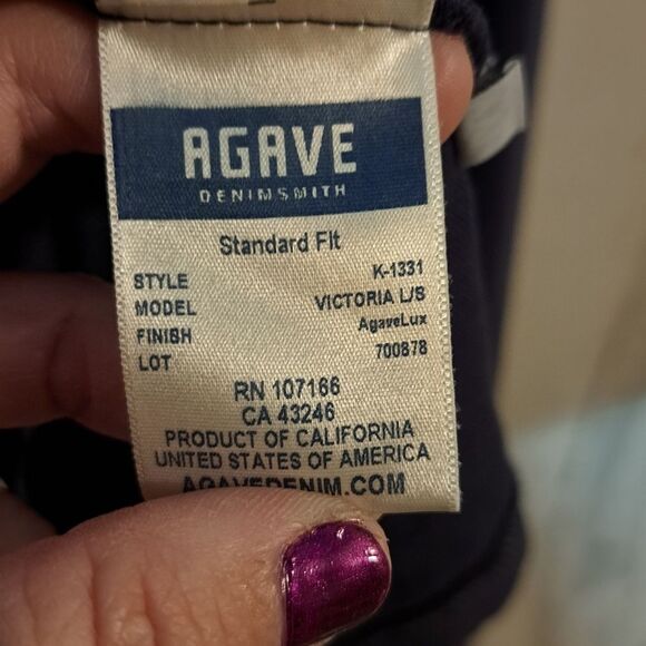 Agave Victoria Long Sleeve V Neck shirt - Picture 6 of 7